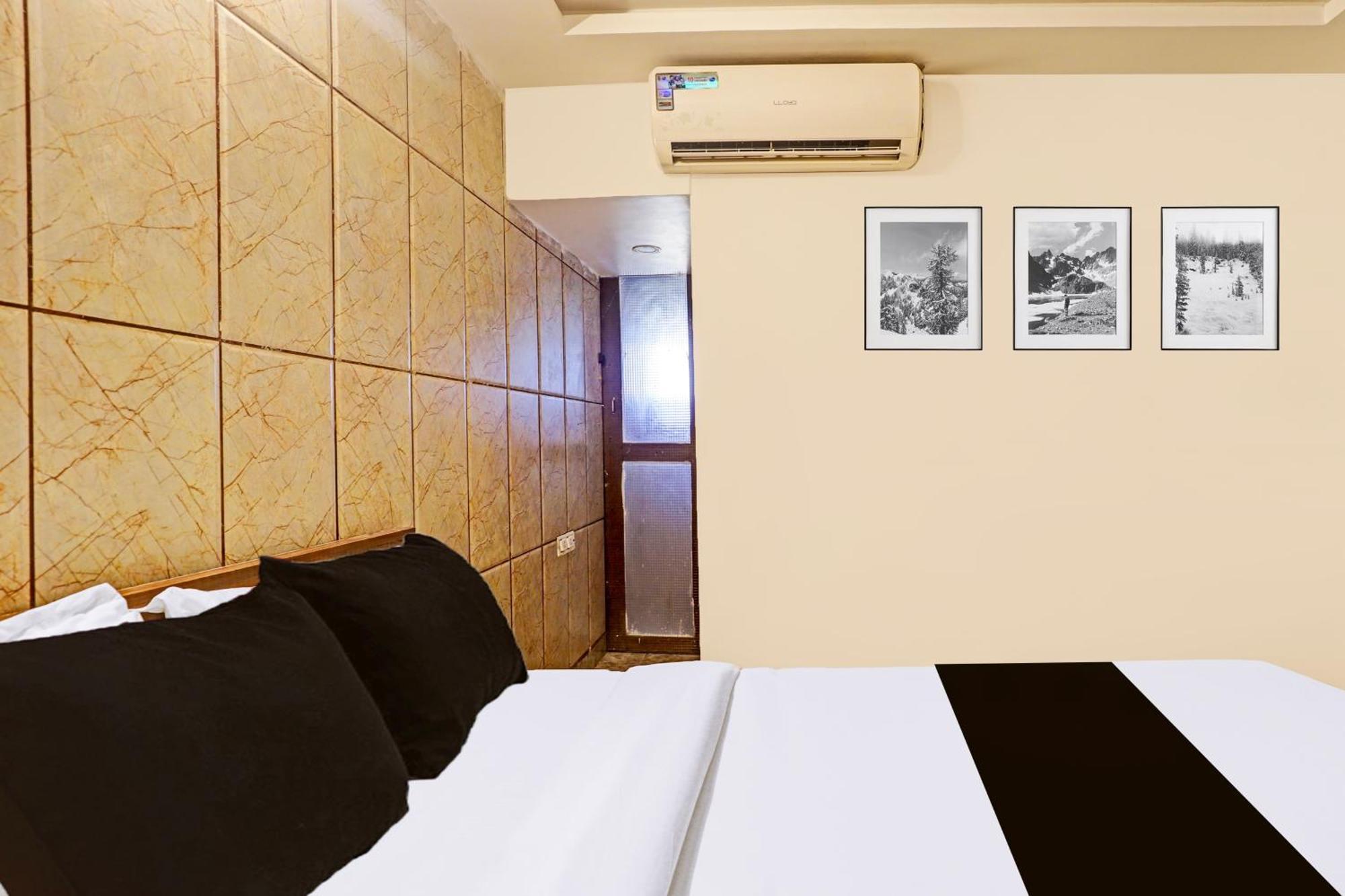 Super Hotel O Inn11 Near Central Station Chennai Esterno foto
