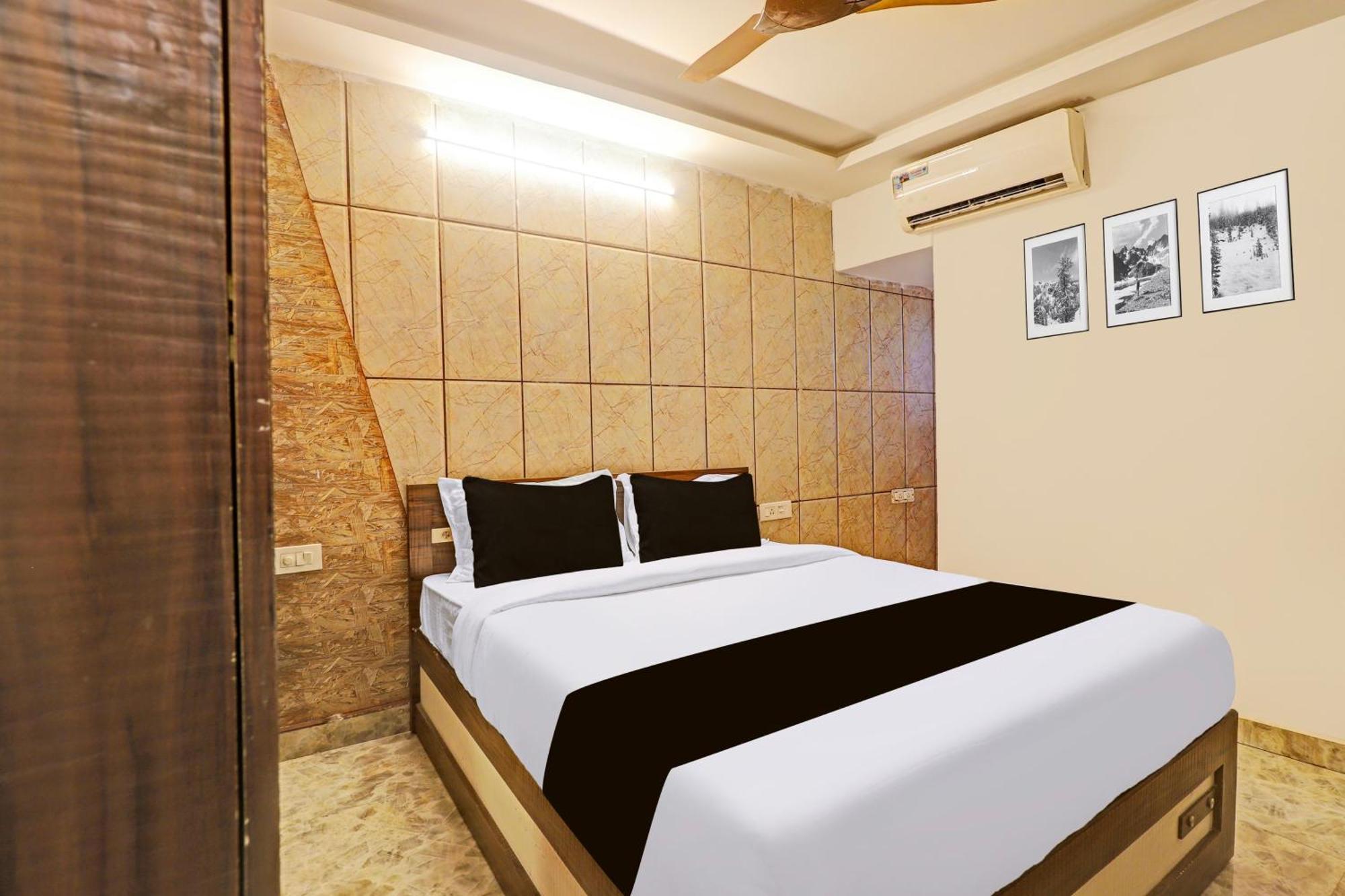 Super Hotel O Inn11 Near Central Station Chennai Esterno foto