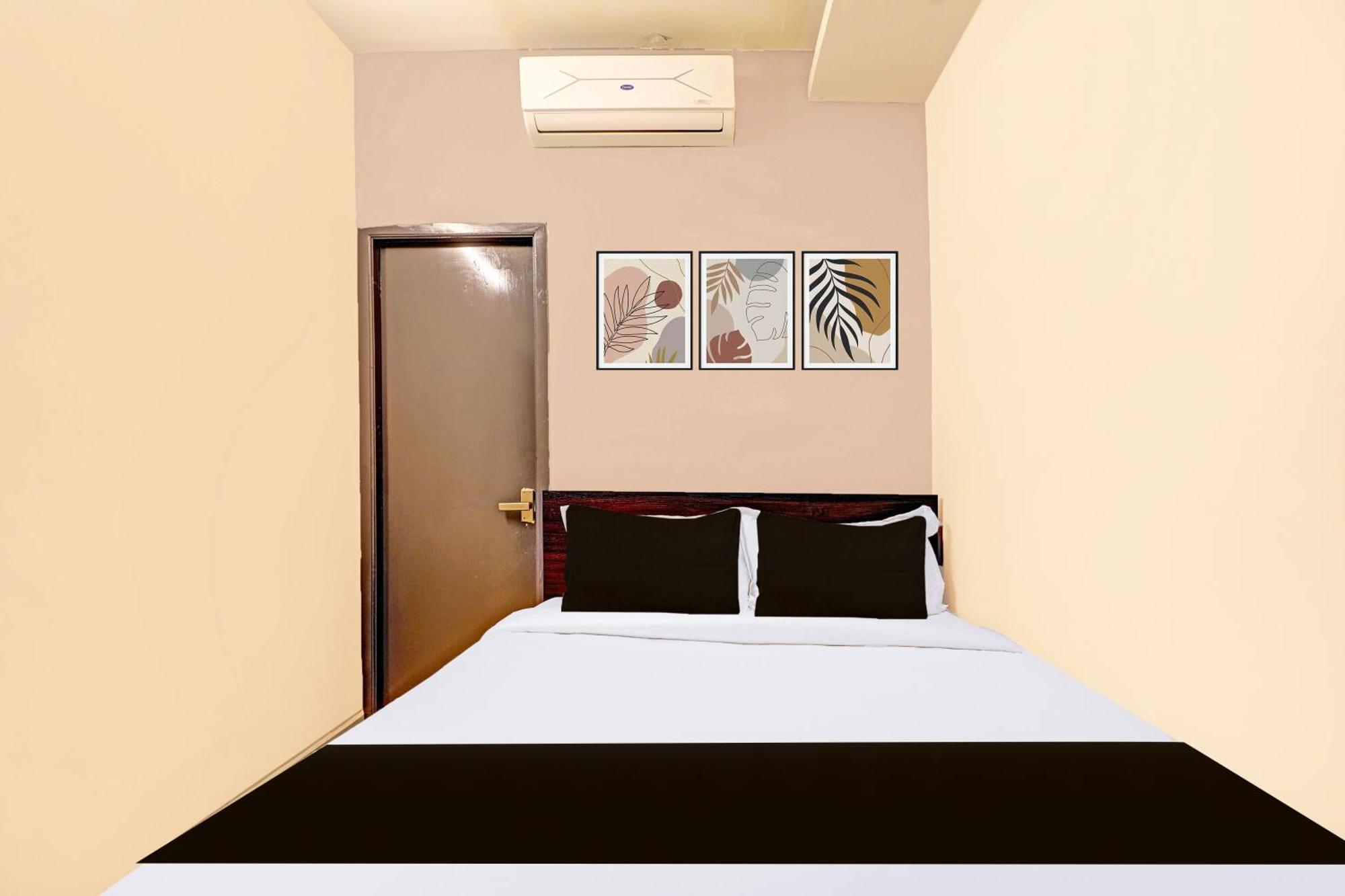 Super Hotel O Inn11 Near Central Station Chennai Esterno foto