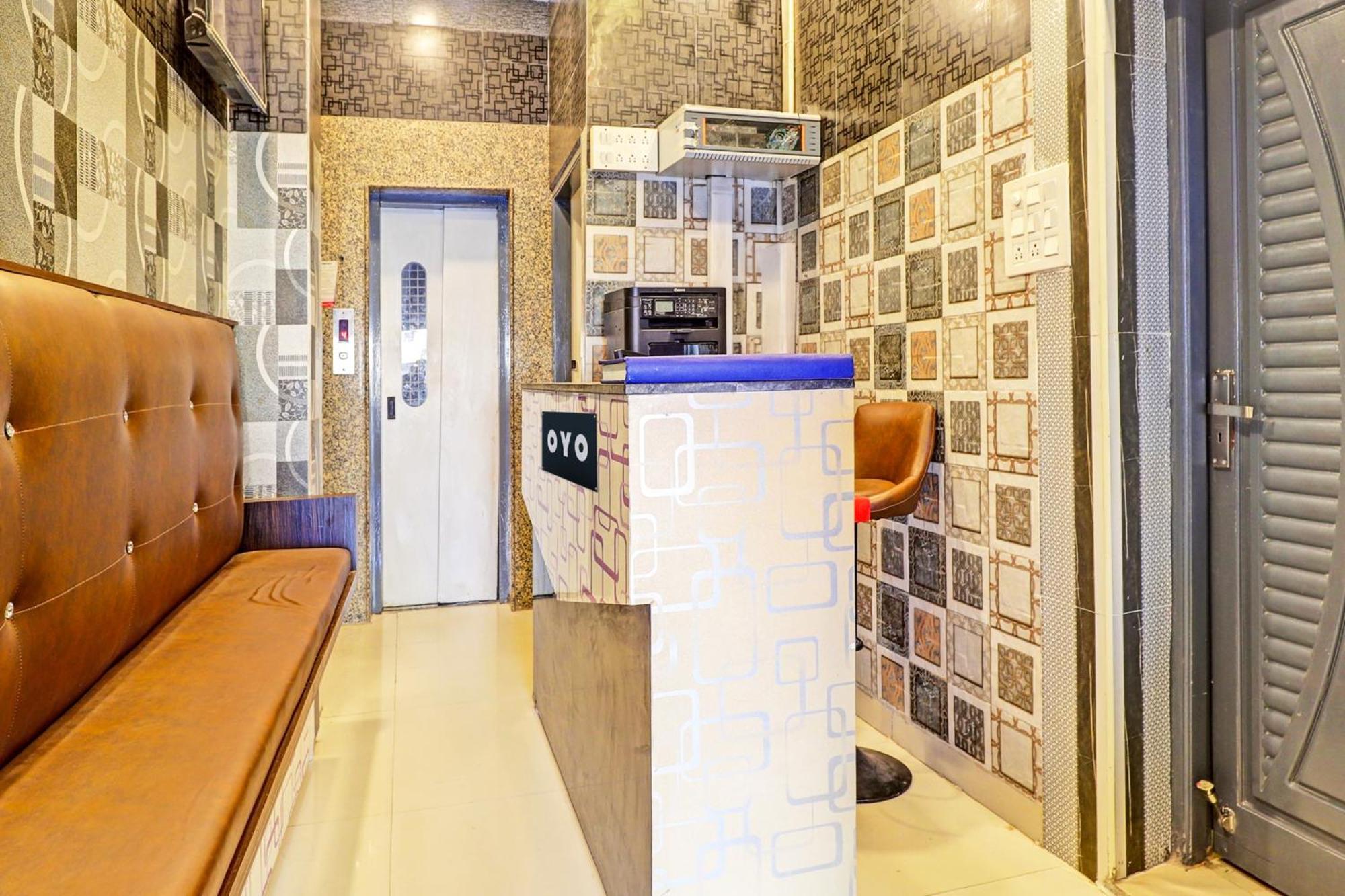 Super Hotel O Inn11 Near Central Station Chennai Esterno foto