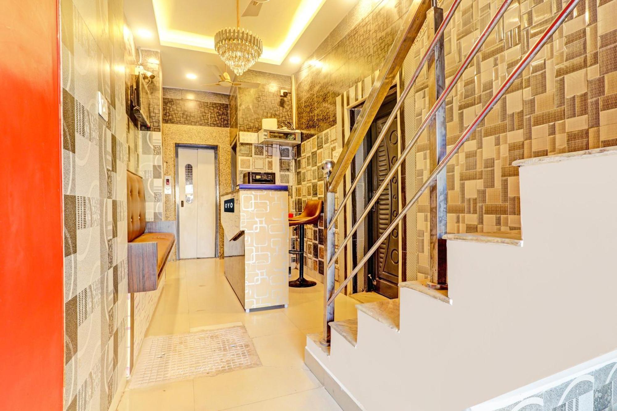 Super Hotel O Inn11 Near Central Station Chennai Esterno foto