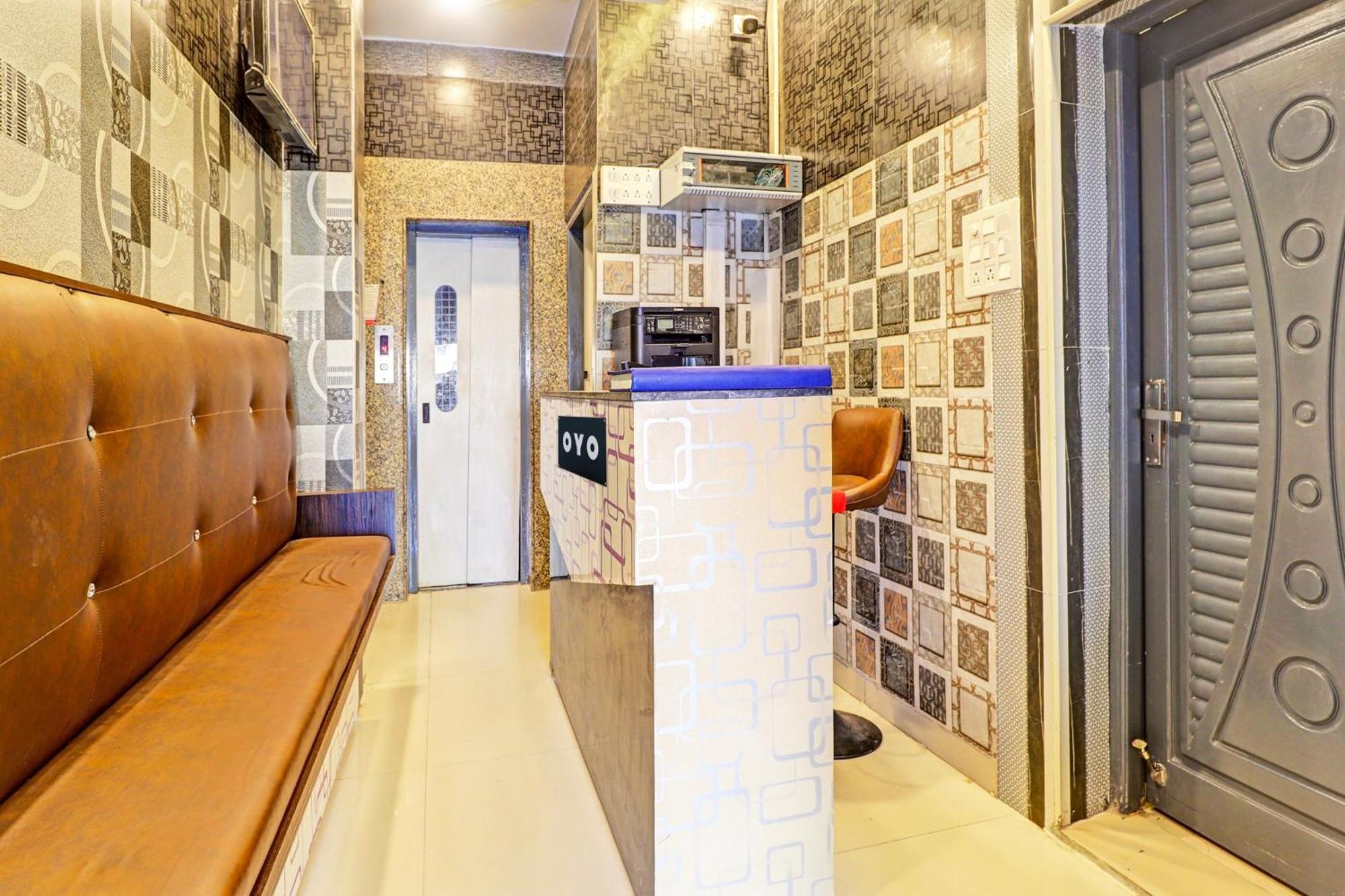 Super Hotel O Inn11 Near Central Station Chennai Esterno foto